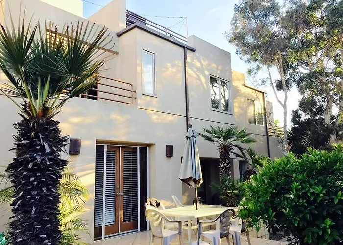 Mb Contemporary 14 Guests By Sand Ac Plus Garage